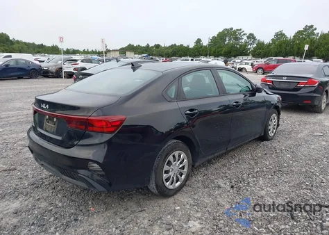 2023 Kia Forte Lx z USA, uszkodzony, nr VIN 3KPF24ADXPE678172
